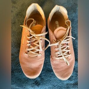 Dusty pink Reebok sneakers size 8.5 women, used